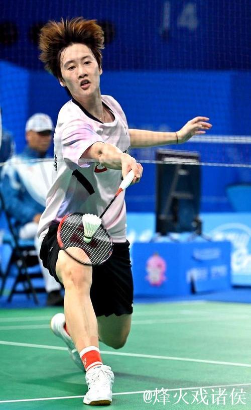 全运会羽毛球女团小组赛：浙江队击败湖北队